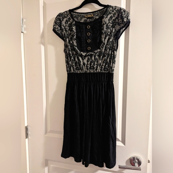 COLCCI | Black and gray, damask print dress, lined skirt, Very stretchy, medium - Picture 5 of 11